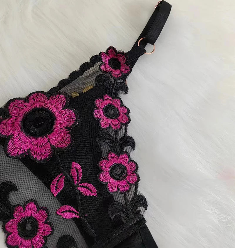 Women's Embroidered Floral Panties