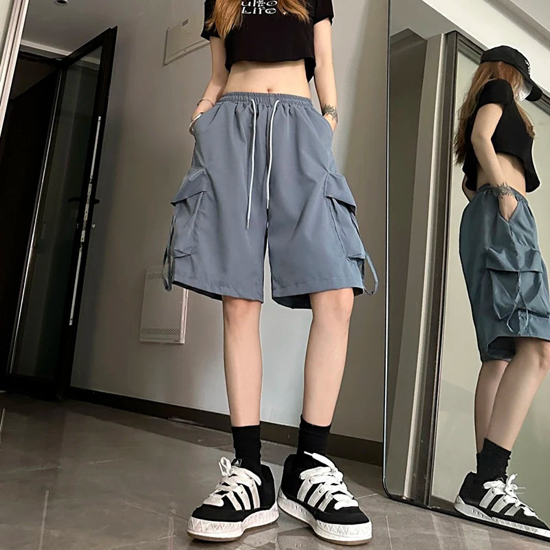 Women’s High-Waist Cargo Shorts with Large Pockets