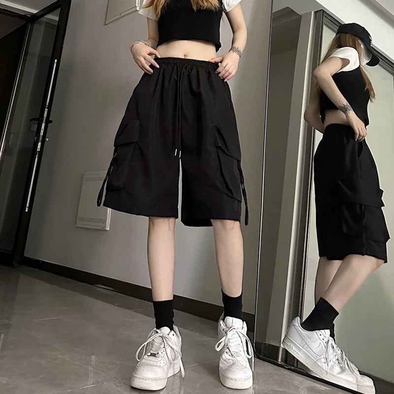 Women’s High-Waist Cargo Shorts with Large Pockets