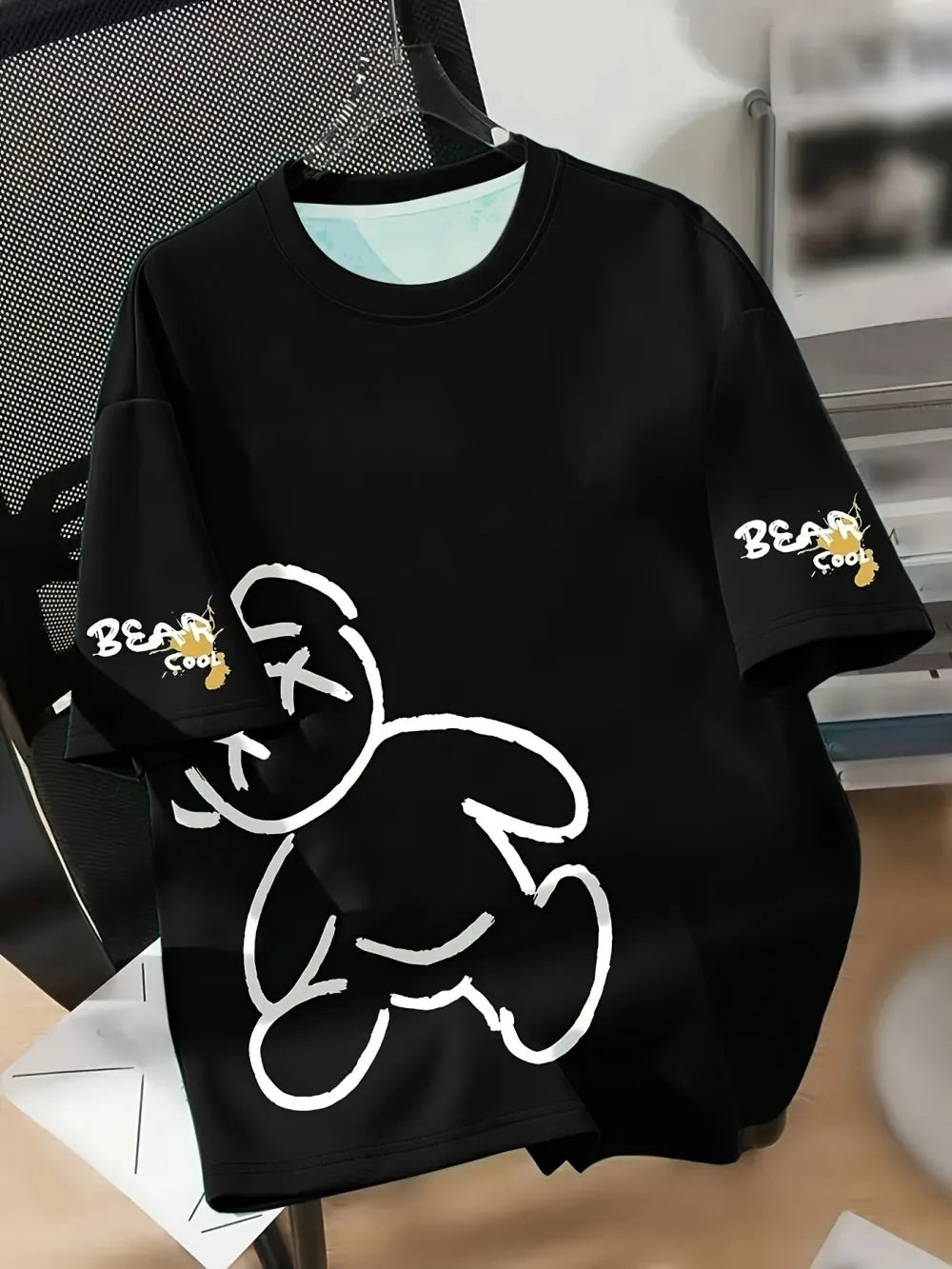 Men's Bear Graphic T-Shirt