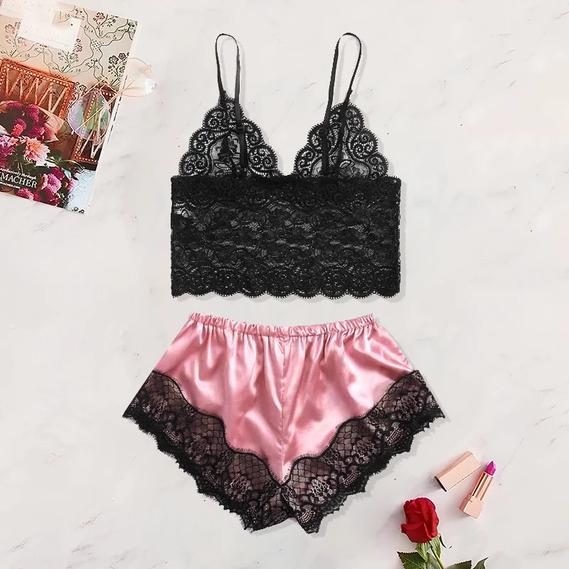 Women's Lace Cami & Shorts Pajama Set