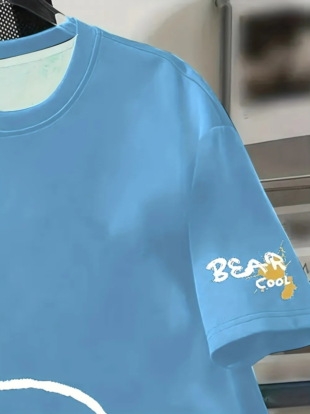 Men's Bear Graphic T-Shirt