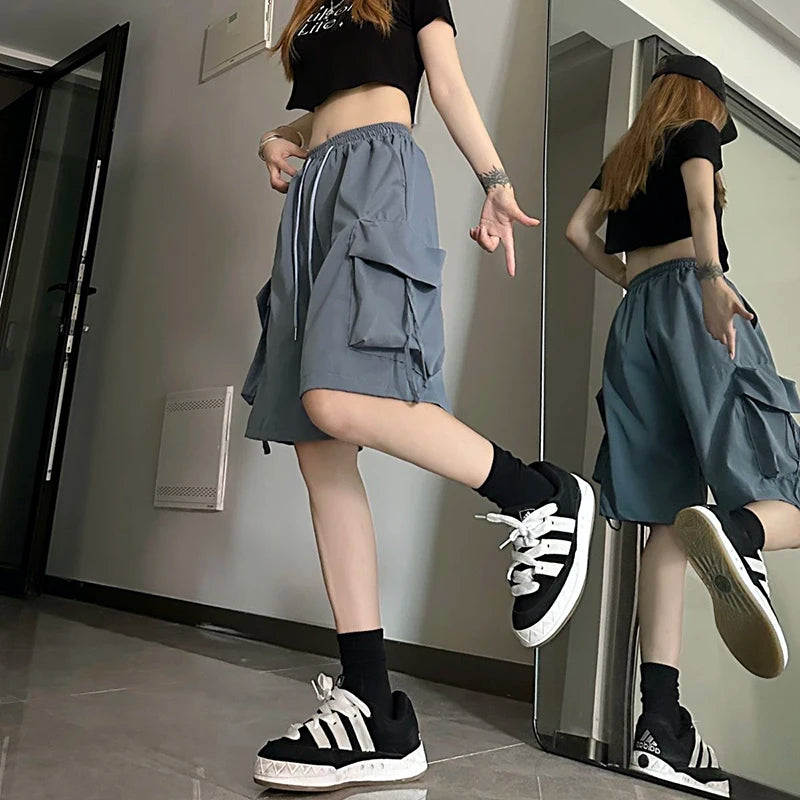 Women’s High-Waist Cargo Shorts with Large Pockets