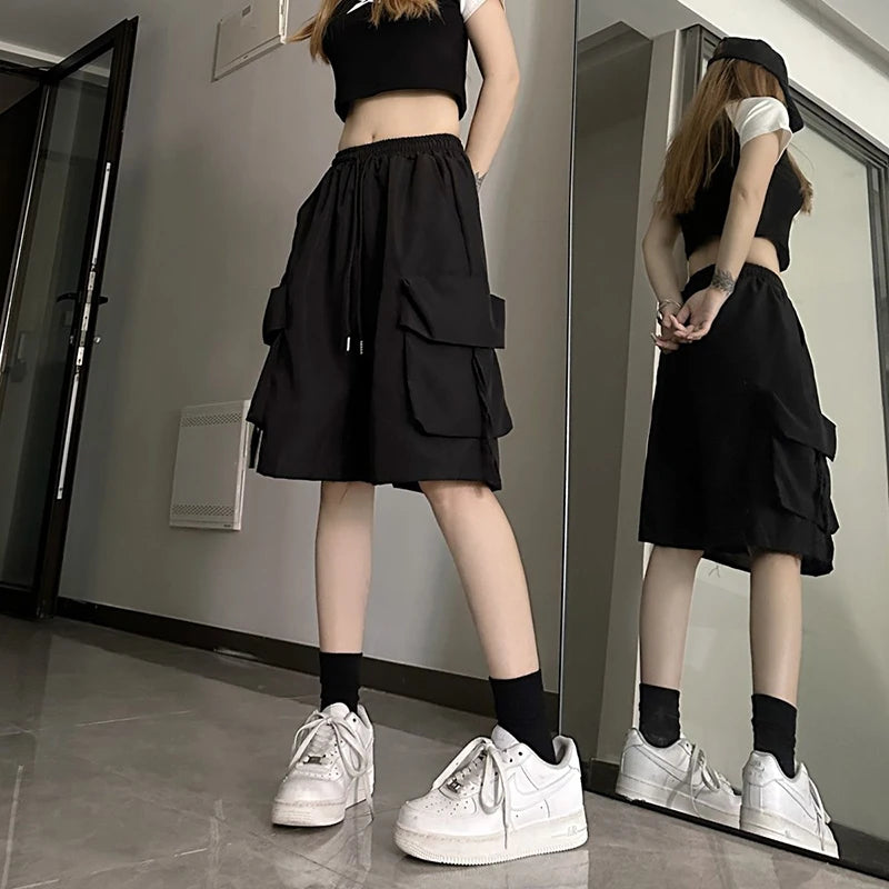 Women’s High-Waist Cargo Shorts with Large Pockets