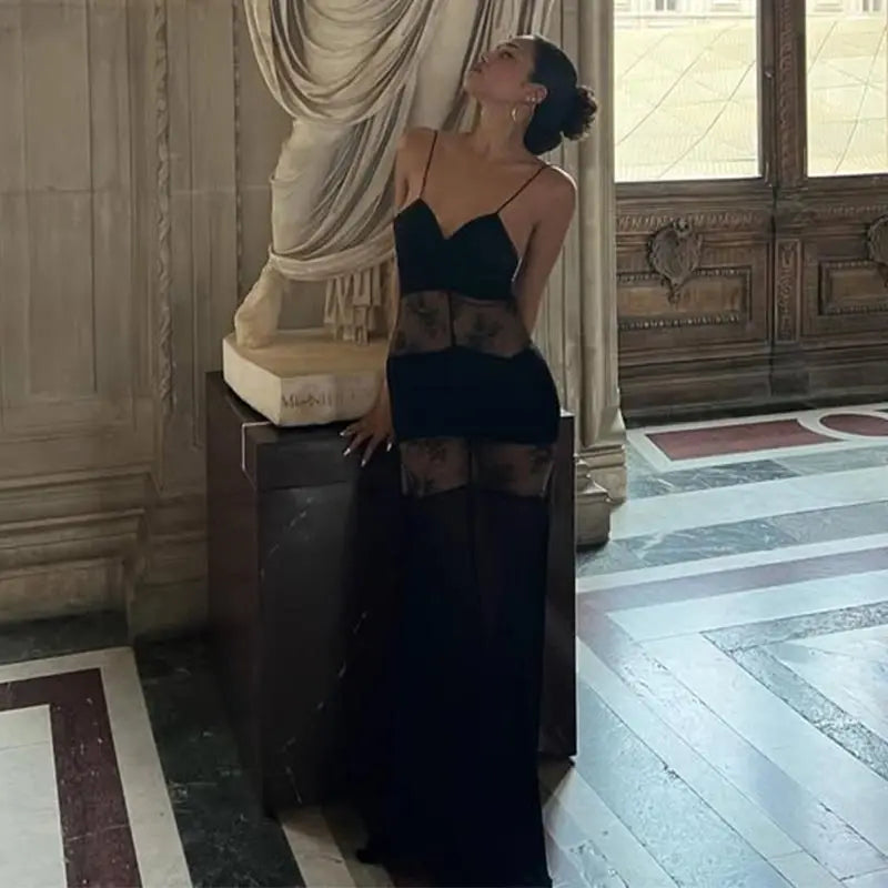 Women Elegant Backless Party & Evening Gown