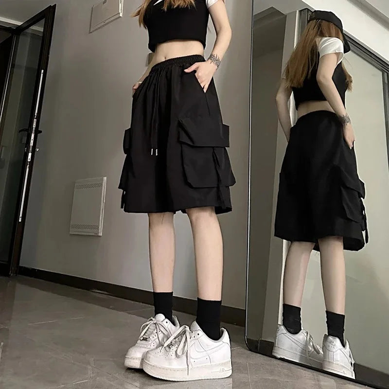 Women’s High-Waist Cargo Shorts with Large Pockets
