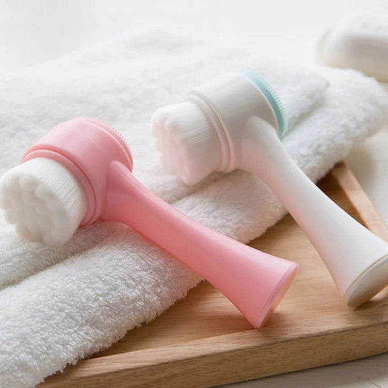 Manual Face Cleansing & Massage Brush