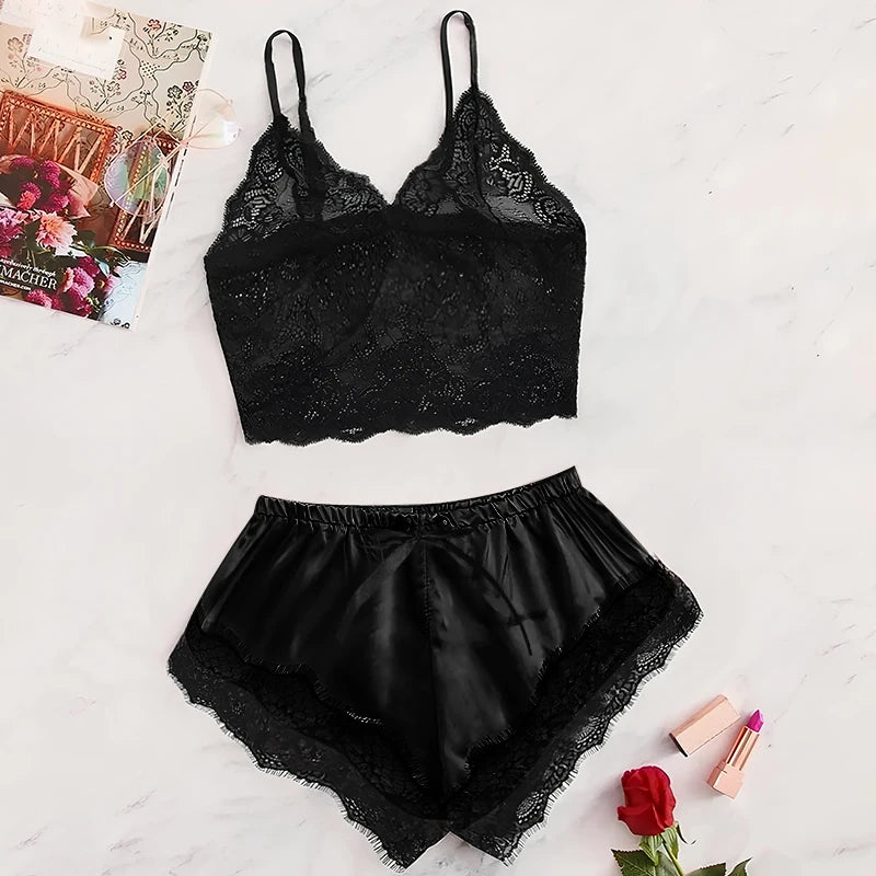 Women's Lace Cami & Shorts Pajama Set