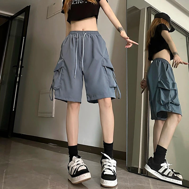 Women’s High-Waist Cargo Shorts with Large Pockets